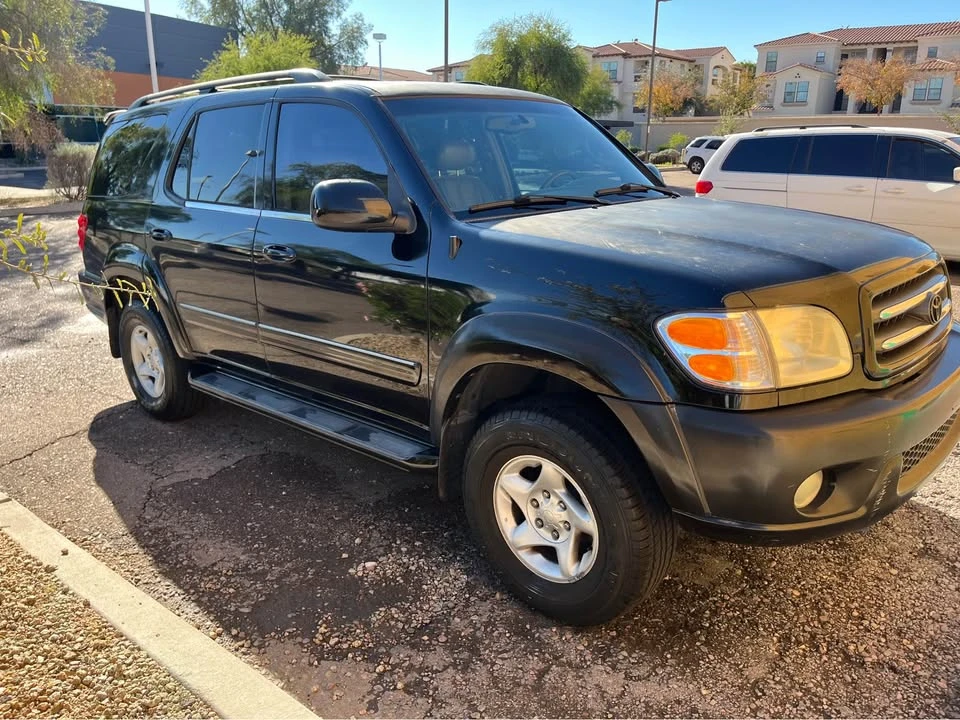 2004 Toyota Sequoia 1st Gen - Image 4 of 10