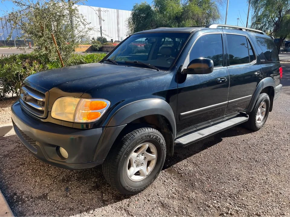 2004 Toyota Sequoia 1st Gen - Image 2 of 10