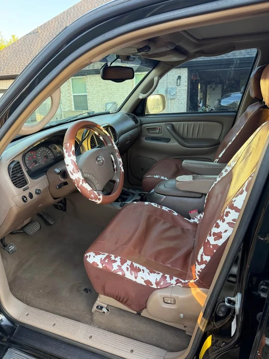 2004 Toyota Sequoia 1st Gen - Image 6 of 10