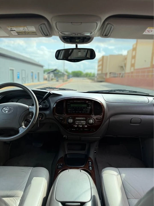 2004 Toyota Sequoia 1st Gen - Image 13 of 20