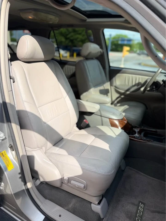 2004 Toyota Sequoia 1st Gen - Image 10 of 20
