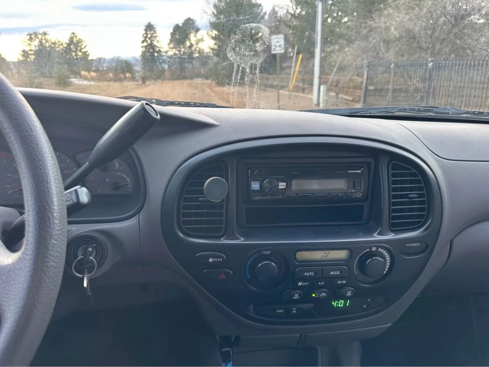 2004 Toyota Sequoia 1st Gen - Image 15 of 19