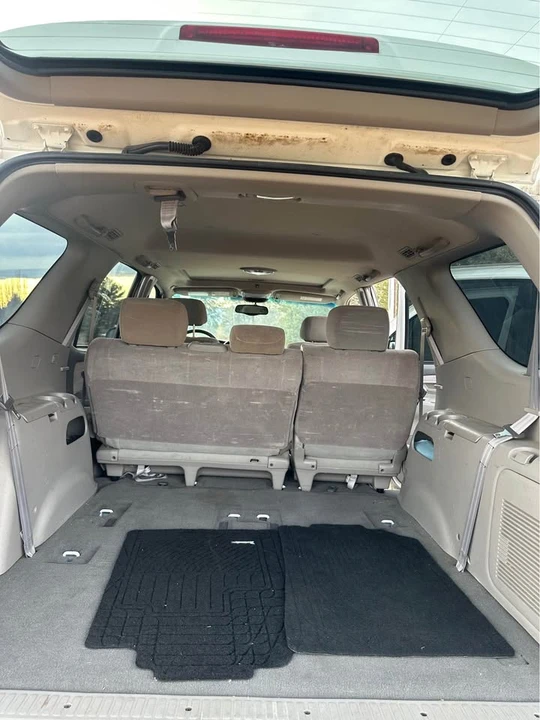 2004 Toyota Sequoia 1st Gen - Image 13 of 19