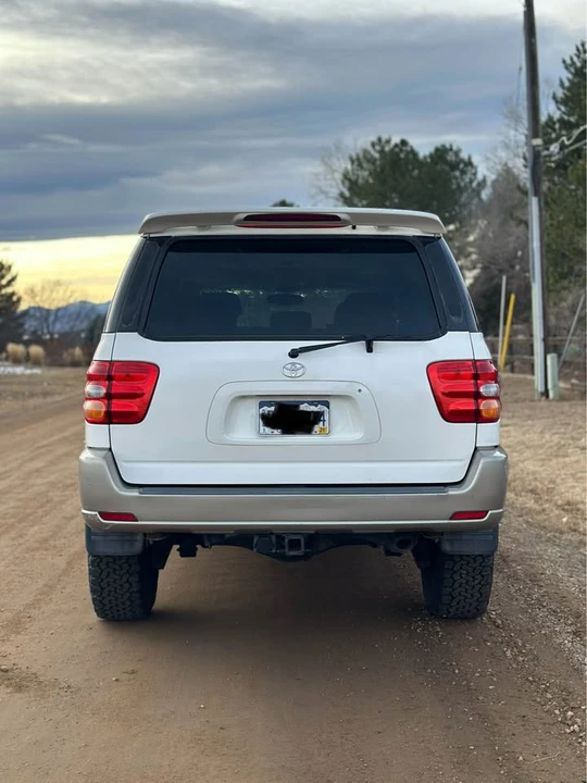 2004 Toyota Sequoia 1st Gen - Image 4 of 19