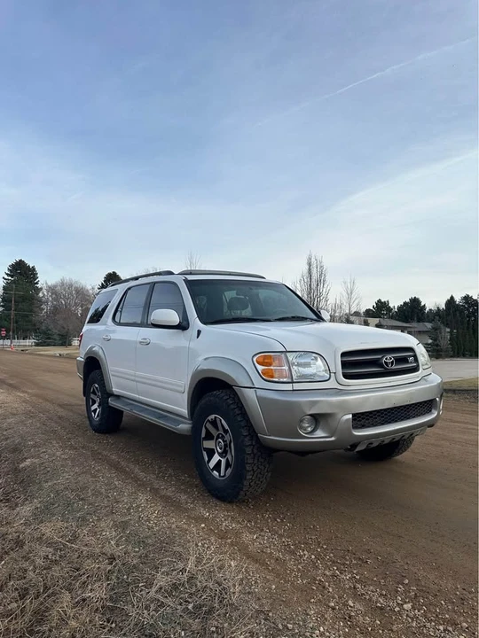 2004 Toyota Sequoia 1st Gen - Image 8 of 19