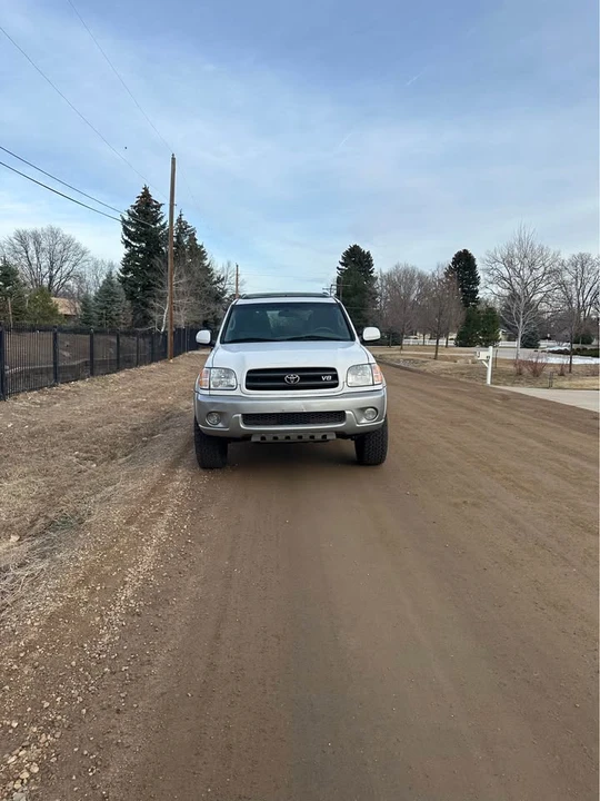2004 Toyota Sequoia 1st Gen - Image 2 of 19