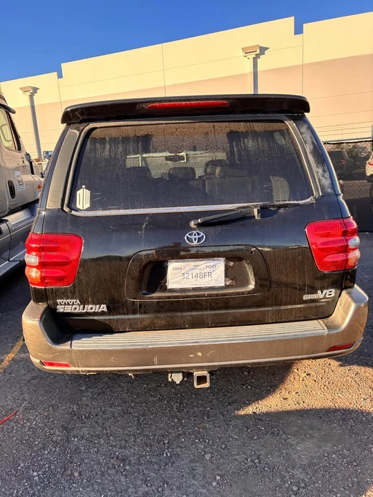 2004 Toyota Sequoia 1st Gen - Image 4 of 14
