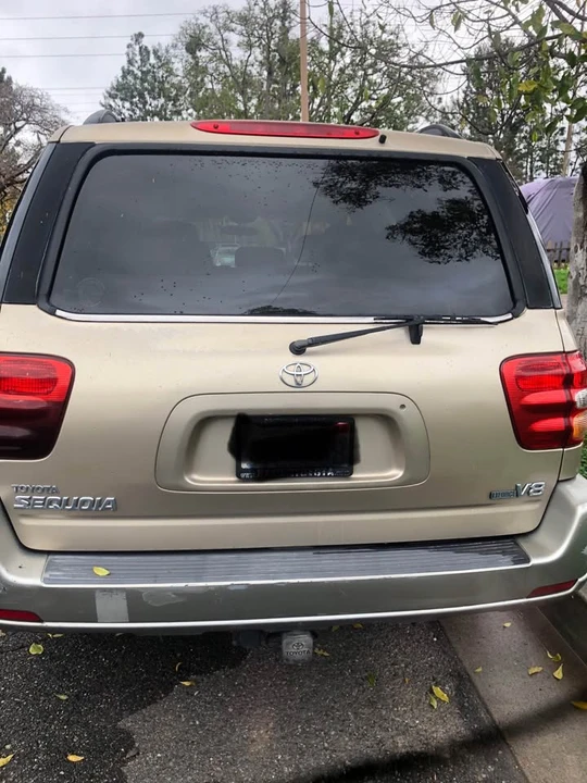 2004 Toyota Sequoia 1st Gen - Image 4 of 10