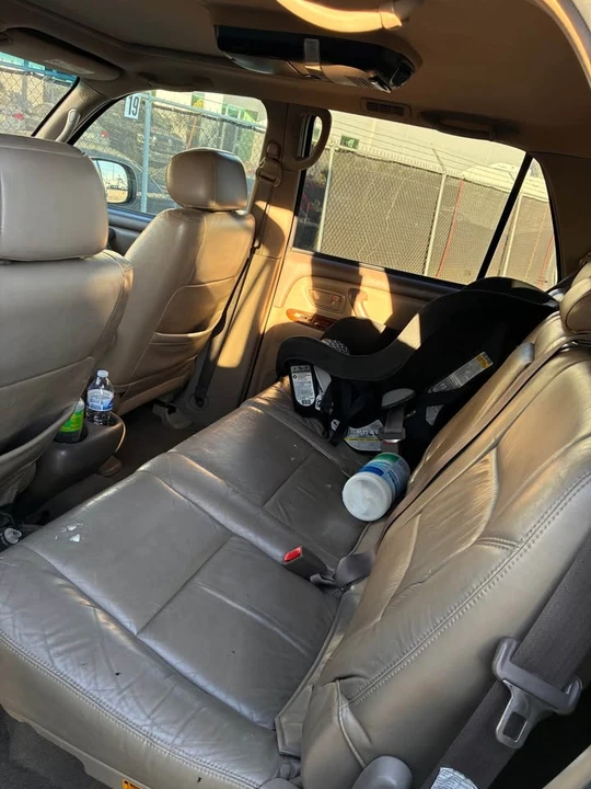 2004 Toyota Sequoia 1st Gen - Image 11 of 14