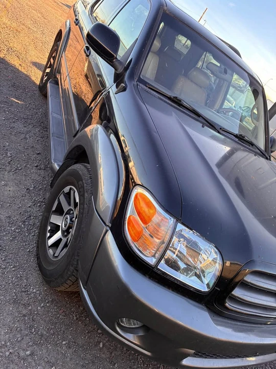 2004 Toyota Sequoia 1st Gen - Image 3 of 14