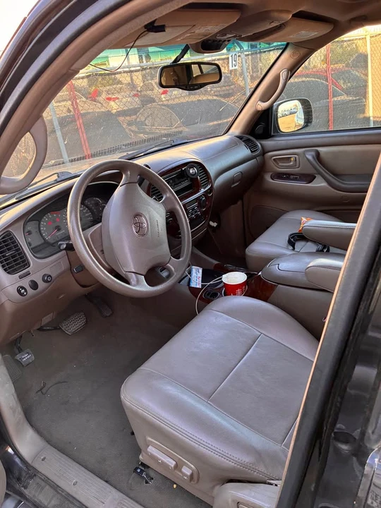 2004 Toyota Sequoia 1st Gen - Image 8 of 14