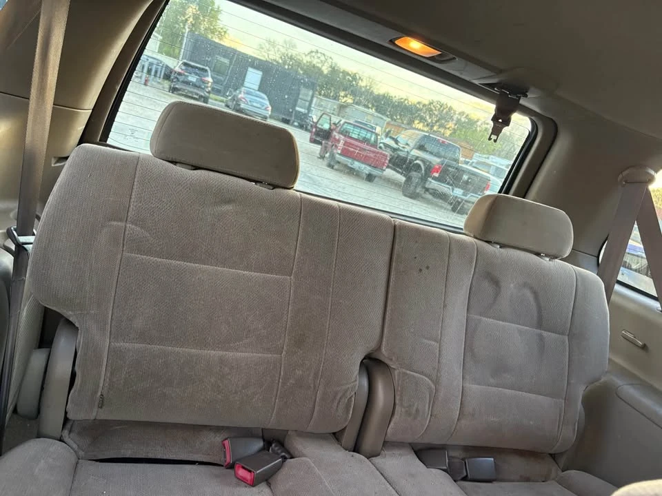 2004 Toyota Sequoia 1st Gen - Image 7 of 8