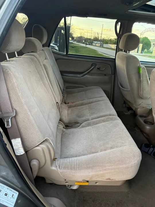 2004 Toyota Sequoia 1st Gen - Image 8 of 8