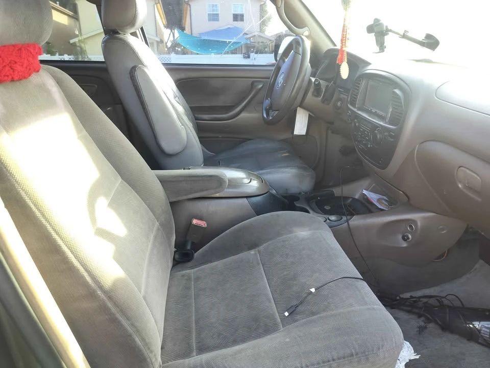 2004 Toyota Sequoia 1st Gen - Image 3 of 6
