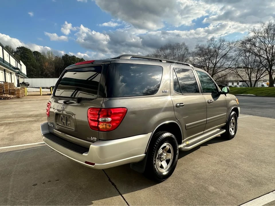 2004 Toyota Sequoia 1st Gen - Image 6 of 19