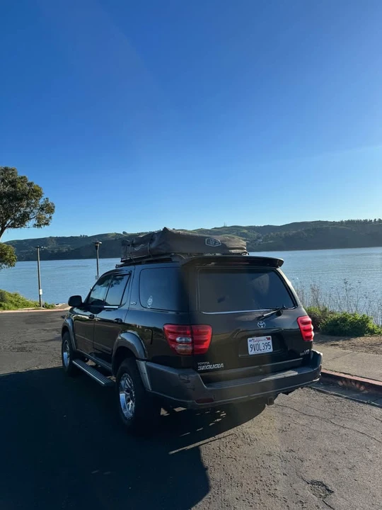 2004 Toyota Sequoia 1st Gen - Image 5 of 10