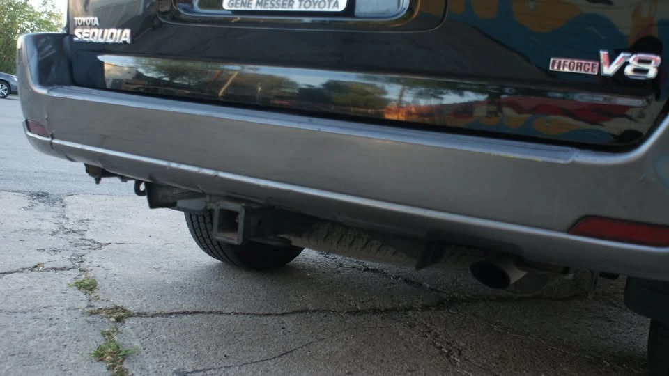2004 Toyota Sequoia 1st Gen - Image 9 of 20