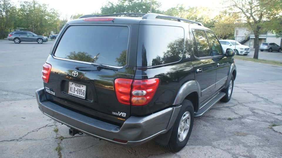 2004 Toyota Sequoia 1st Gen - Image 4 of 20