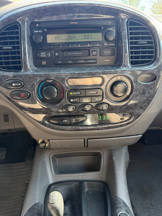 2004 Toyota Sequoia 1st Gen - Image 6 of 20