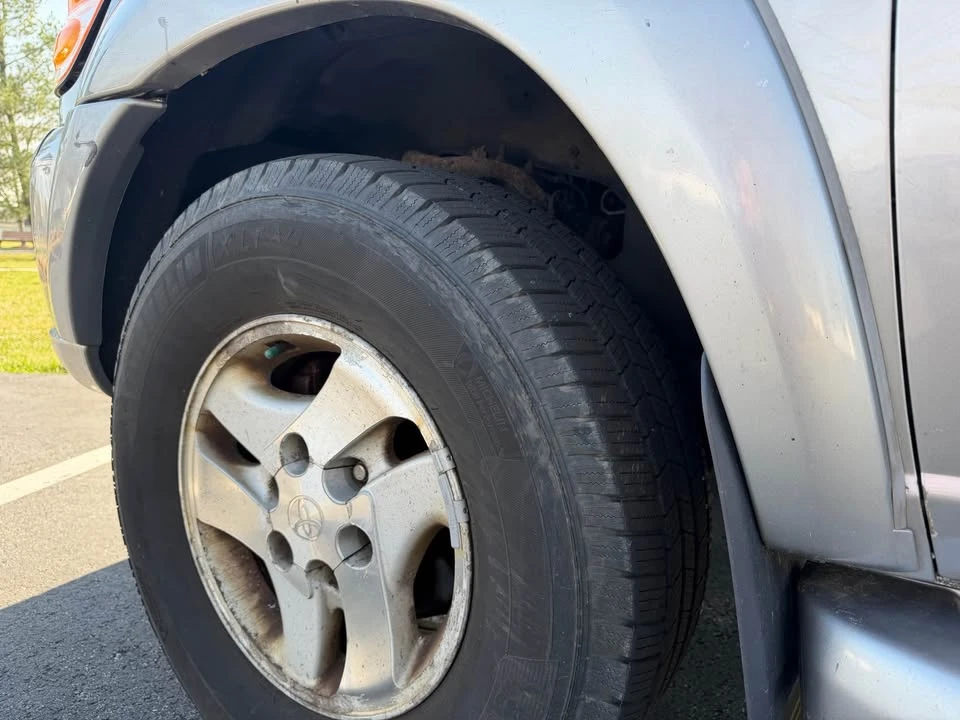 2004 Toyota Sequoia 1st Gen - Image 18 of 20