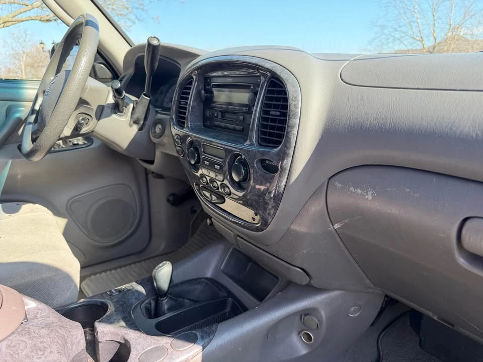 2004 Toyota Sequoia 1st Gen - Image 17 of 20