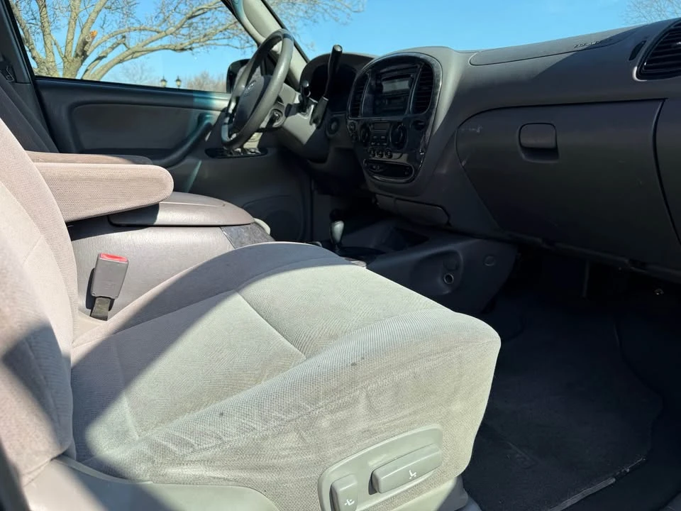 2004 Toyota Sequoia 1st Gen - Image 19 of 20