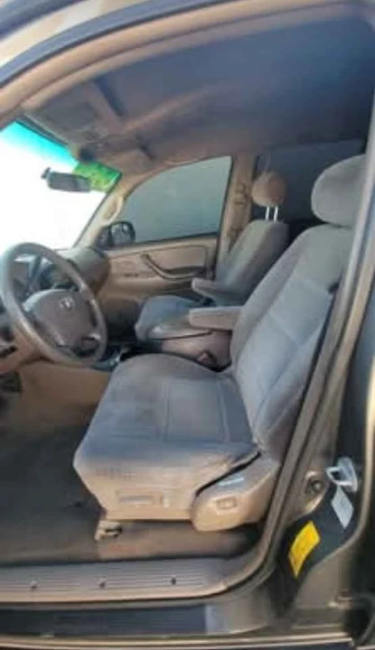 2004 Toyota Sequoia 1st Gen - Image 10 of 12