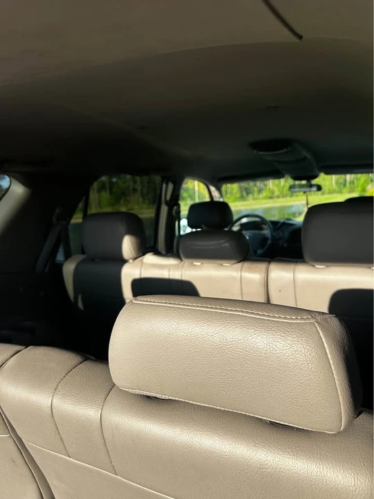 2004 Toyota Sequoia 1st Gen - Image 6 of 9