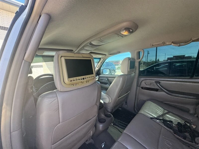 2004 Toyota Sequoia 1st Gen - Image 6 of 20