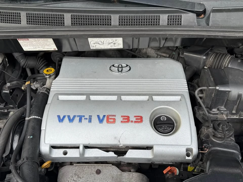 2004 Toyota Sienna 2nd Gen - Image 9 of 9