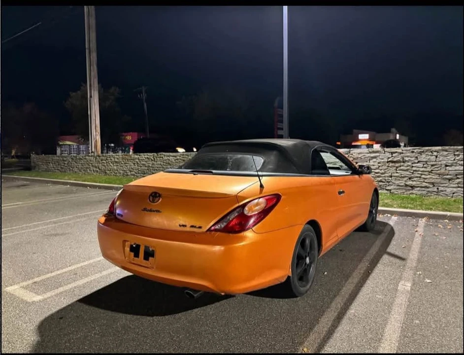2004 Toyota Solara 2nd Gen - Image 2 of 8