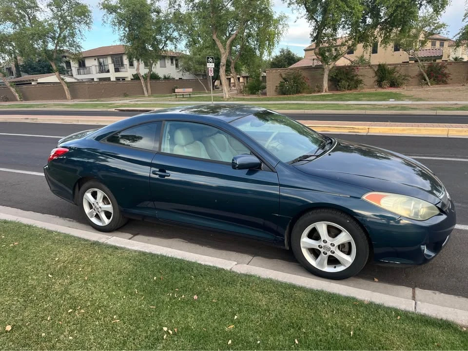 2004 Toyota Solara 2nd Gen - Image 2 of 9