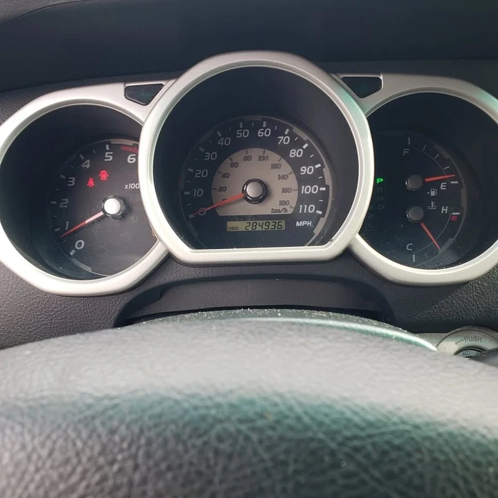2004 Toyota 4Runner 4th Gen - Image 6 of 11