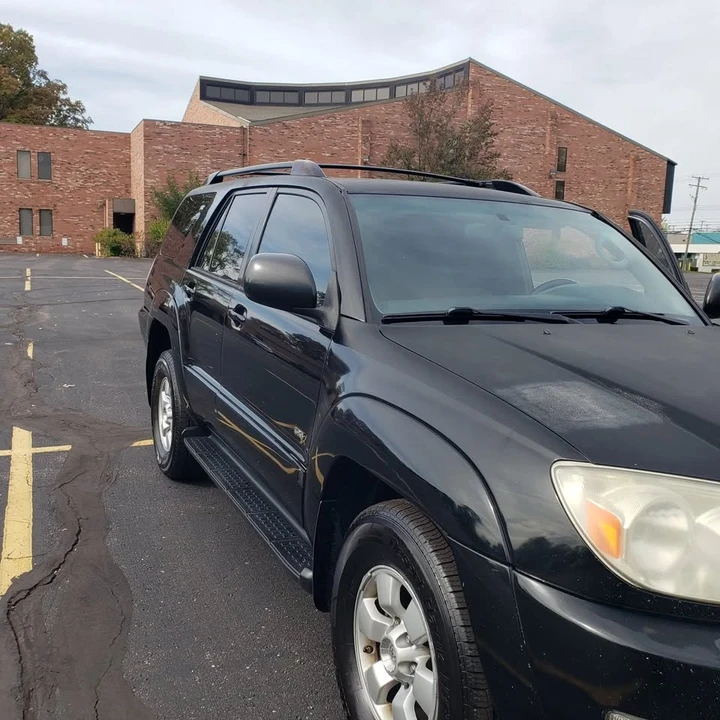 2004 Toyota 4Runner 4th Gen - Image 2 of 11