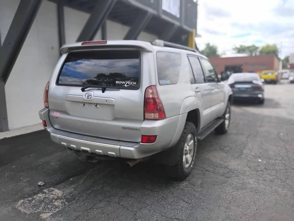 2004 Toyota Corolla - Image 7 of 8