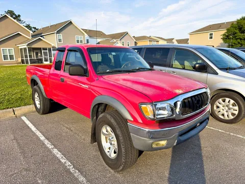 2004 Toyota Tacoma Xtracab PreRunner TRD