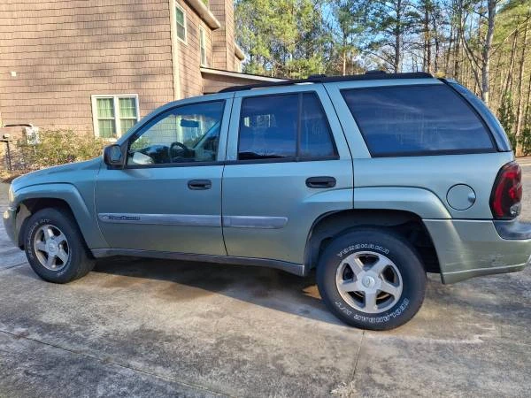 2004 Chevrolet Trailblazer - Image 2 of 20
