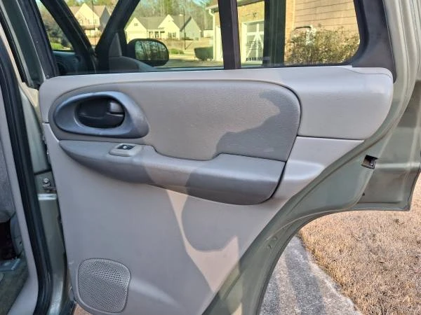 2004 Chevrolet Trailblazer - Image 13 of 20