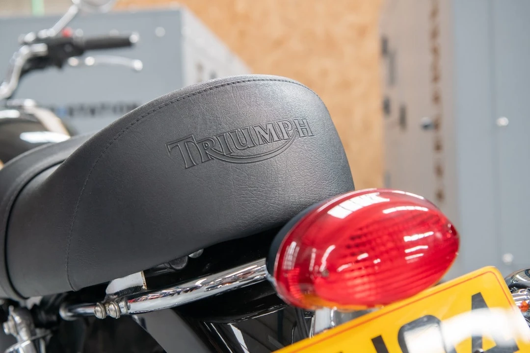 2004 Triumph New Bonneville - Image 18 of 30