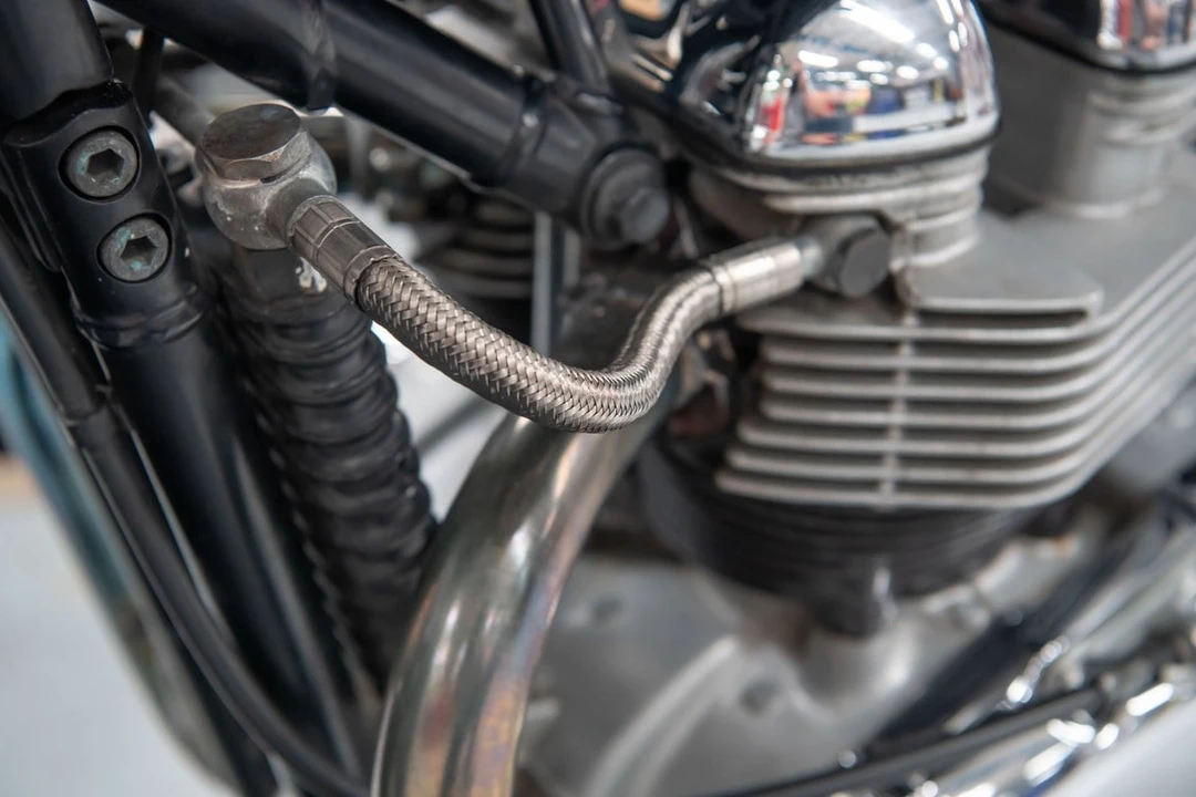 2004 Triumph New Bonneville - Image 29 of 30