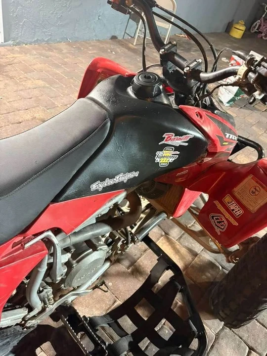 2004 Honda ATV - Image 8 of 9