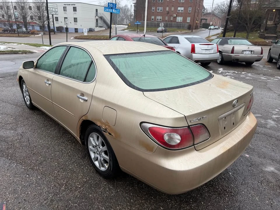 2004 Lexus ES 4th Gen - Image 4 of 7