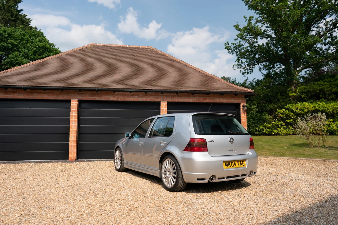 2004 Volkswagen R32 Mk4 - Image 13 of 31