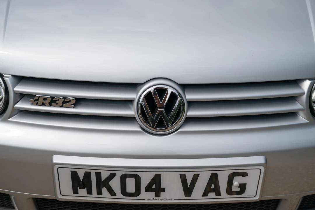 2004 Volkswagen R32 Mk4 - Image 25 of 31
