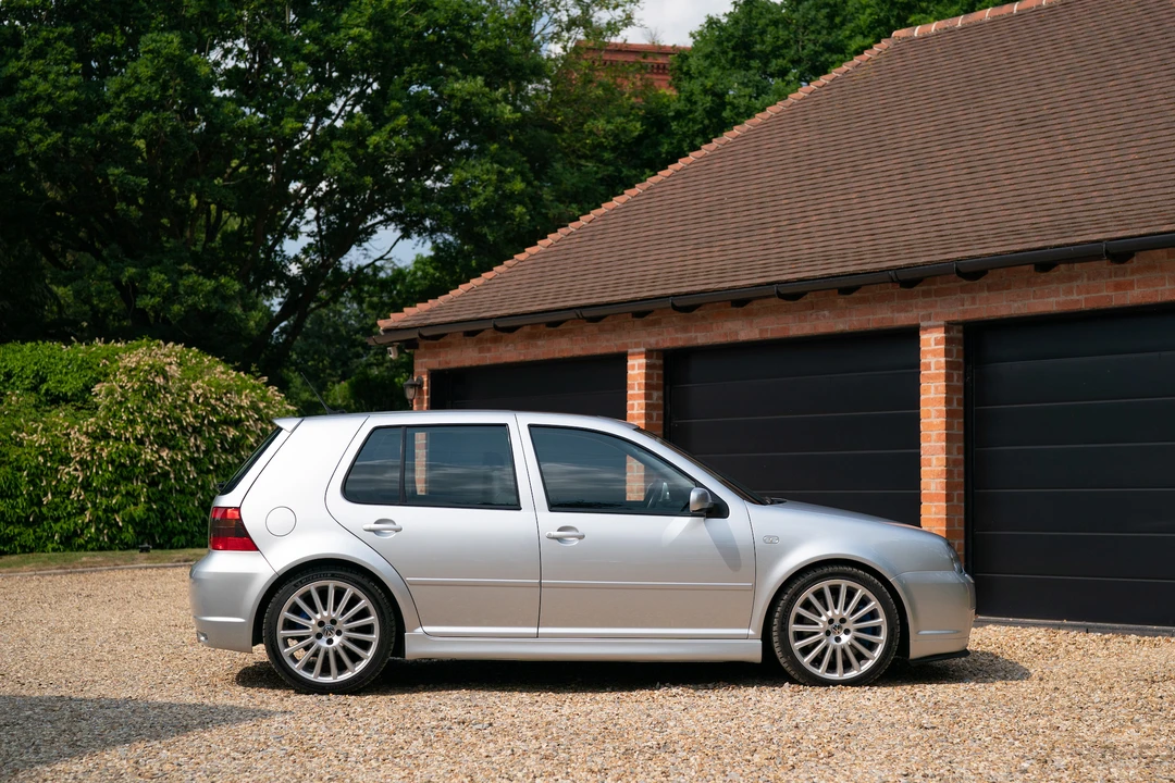 2004 Volkswagen R32 Mk4 - Image 9 of 31
