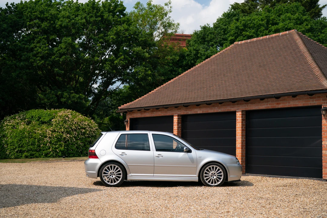 2004 Volkswagen R32 Mk4 - Image 17 of 31