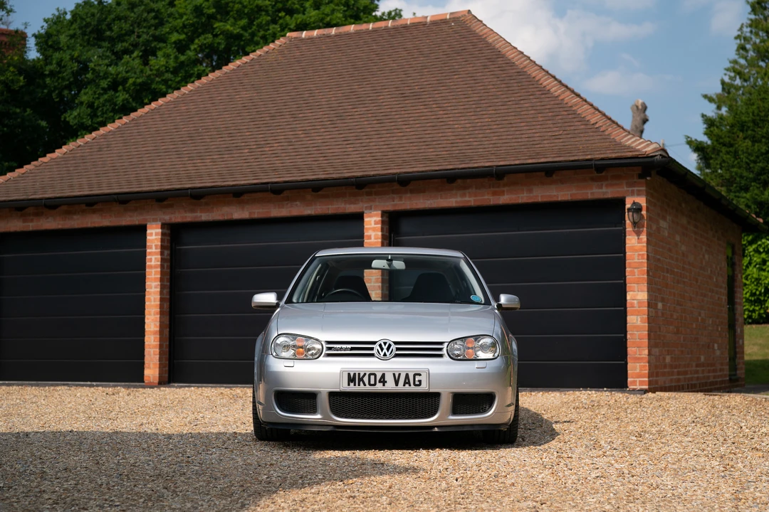 2004 Volkswagen R32 Mk4 - Image 3 of 31