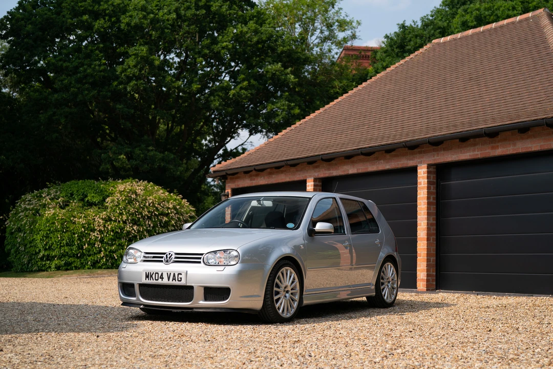 2004 Volkswagen R32 Mk4 - Image 4 of 31
