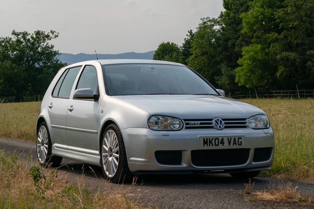 2004 Volkswagen R32 Mk4 - Image 2 of 31