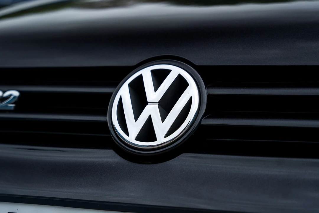 2004 Volkswagen R32 Mk4 - Image 25 of 31